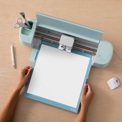 UV-Activated, Colour-Changing Iron-On, White - Yellow